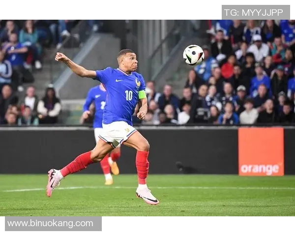 各位足球明星目前效力于哪些球队及其转会历史分析 各位足球明星目前效力于哪些球队及其转会历史分析