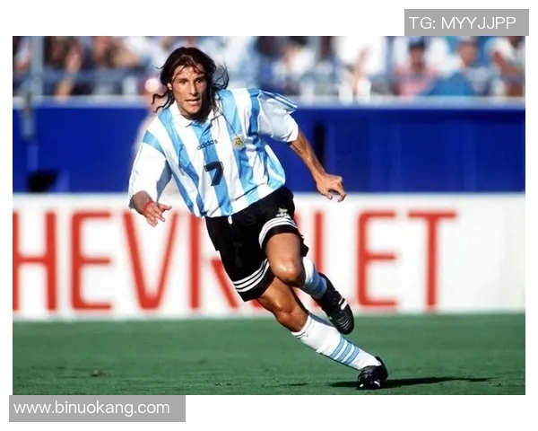 25号球衣背后的传奇足球明星是谁你知道吗 25号球衣背后的传奇足球明星是谁你知道吗