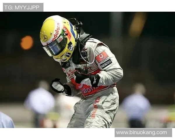 汉密尔顿心目中的足球偶像与他热爱的运动精神探讨